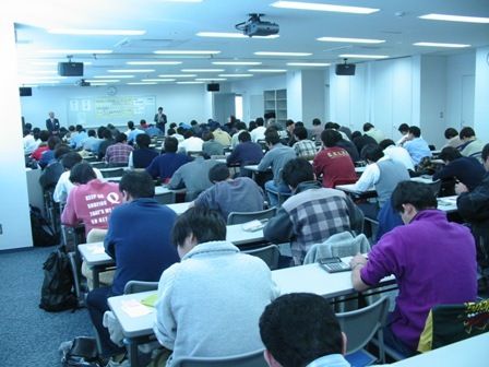 一級資格の有効活用策が急務(筆記試験風景)