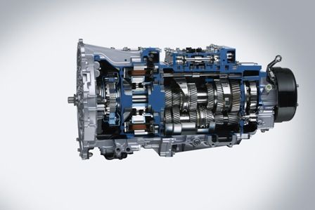 ハイブリッドシステムはデュオニックとモーターを組み合わせた