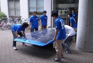 総重量135キログラムの軽量ボディーでライバルに一歩リード?