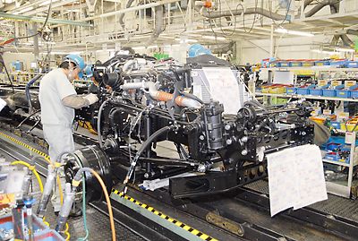 派遣労働者が再び製造現場で活躍(画像はイメージ)