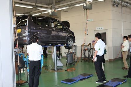 サービスチームのあり方について現場で考える