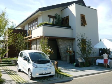 一般住宅と比べ消費電力は半分で済む