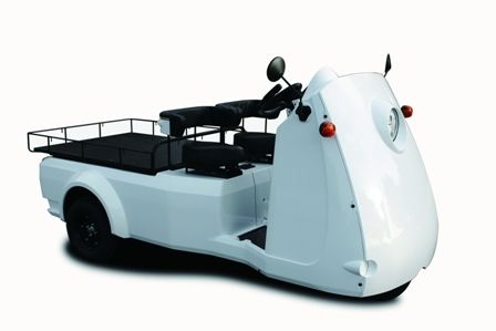 「雷駆ーT3」は主に都市内配送などでの使用を想定した小型三輪EV
