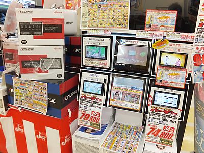 カー用品店のカーナビ販売は苦戦が続いている