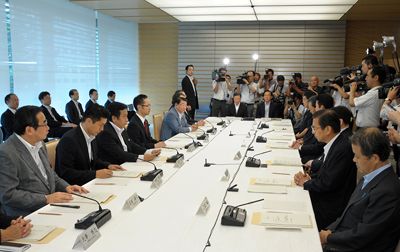 見直しは結局、玉虫色に(昨年9月のエネ環会議)