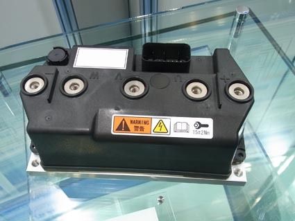 豊田自動織機の小型EV用インバーター