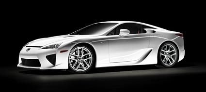 レクサスLFAにはクオーターウインドーとパーティションを納入した