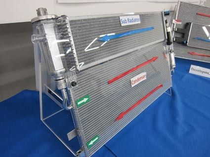 薄型統合冷却システム「SLIM COOL」(スリムクール)