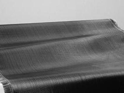 東邦テナックスとサカイオーベックスが共同開発した超軽量炭素繊維織物