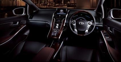 内装はシートのステッチにこだわるなどあらゆる部位に磨きをかけた