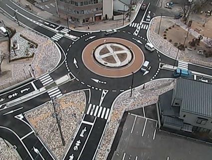 長野県飯田市に設置されたラウンドアバウト