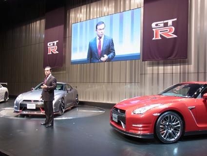 GT-R発表会。ニュルブルクリンクでタイムアタックを務めたミハエル・クルム氏も参加した