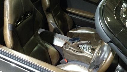 自動車メーカーもスマホ利用を前提とした車づくりを提案(トヨタ86のコンセプトモデル)