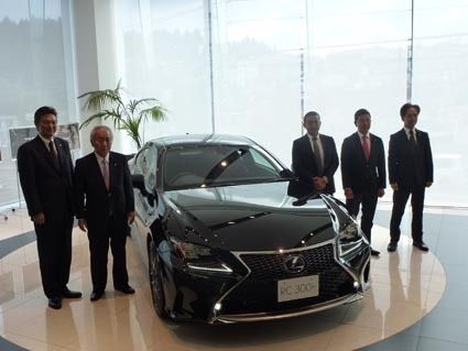 後藤社長、奥田社長が出席したレクサス泉の発表会