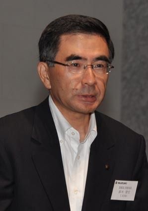 スズキ 鈴木俊宏副社長
