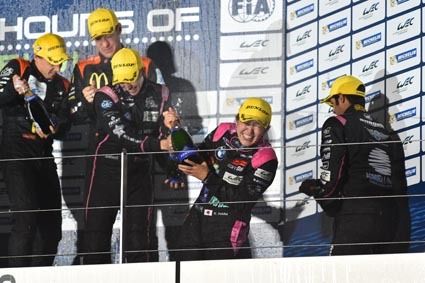 WEC世界耐久選手権日本ラウンドで女性初の表彰台を獲得した