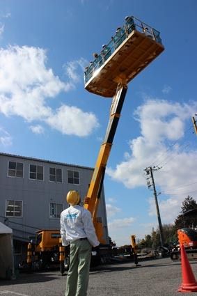 高所作業台からの眺めは抜群だった