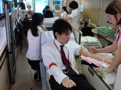 新社会人として積極的に献血に参加