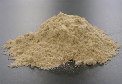 杉の間伐材を粒子化したものを熱可塑性樹脂に混合させる