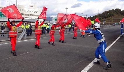 JAF中国、広島県運転免許センターで高速道路安全対策訓練を実施