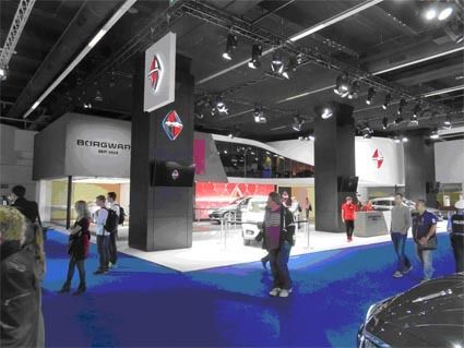 写真5 フランクフルトショーのブース。案内は女性2人のみで細かいことを聞いても答えられず、資料も二つ折りのパンフレットだけであった