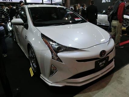 1月に開催された東京オートサロンでもプリウスのカスタムカーが多く見られた(写真はブリッツのカスタムカー)