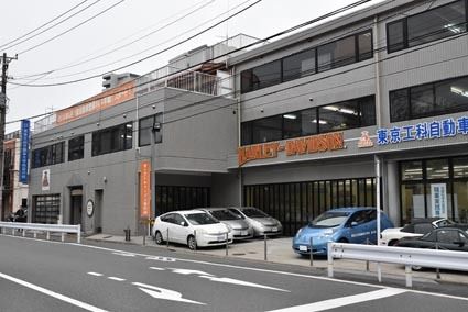 最寄駅は品川駅から電車で4分の青物横丁駅。徒歩4分とアクセス性が高い