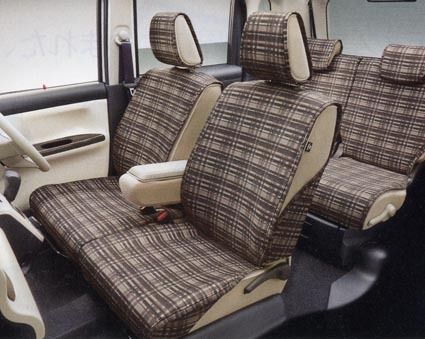 手軽に着脱できて、コーディネートが楽しめる