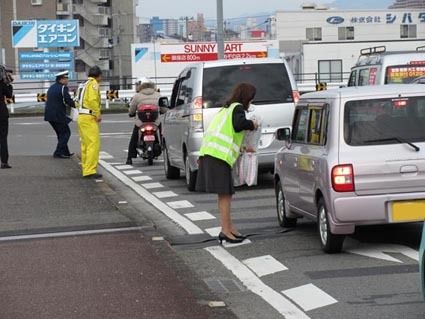 JAF高知が交通安全運動街頭啓発活動展開