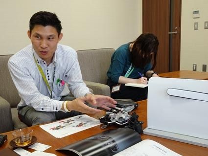 LC用ドアハンドルの開発に携わった吉野氏