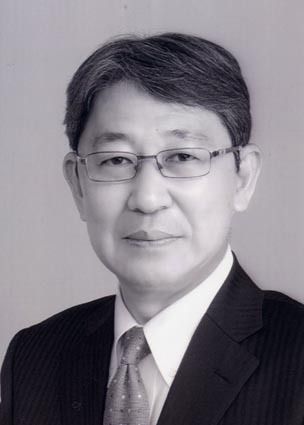 新藤 芳之氏