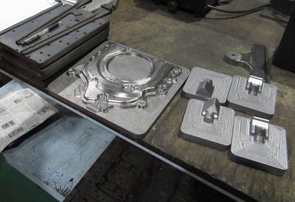 金型製作も自社で手がけている