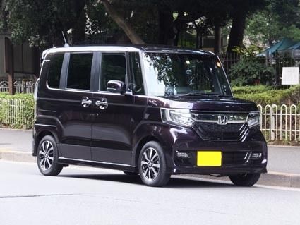 外観デザインはN-BOXらしさにこだわった。「カスタム」は先代とは多少イメージが異なる