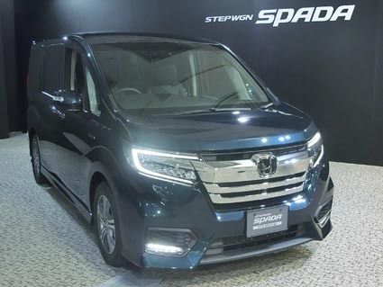 マイナーチェンジでHVモデルを追加したスパーダ