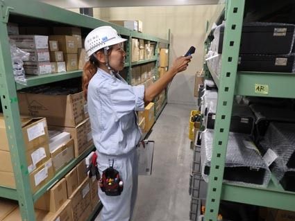 部品仕分けは「誰でもできる」がコンセプト。若手スタッフでも簡単に仕分けが可能