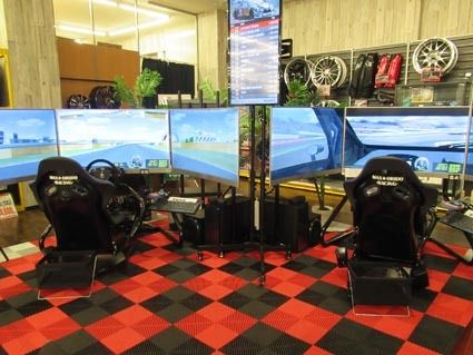 ドライブシミュレーター。有料だが幅広い世代の利用があるという。