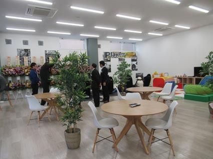 待合スペースは子どもも楽しめるスペースを設けた