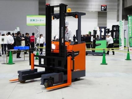 試乗コーナーでは多くの人がRinovaの乗り心地を体感した