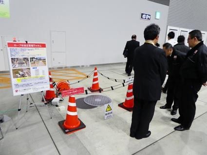 手軽に取り付けることができる「ミニトレーラー知恵の輪」