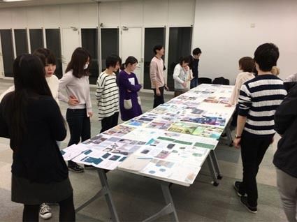 長尾ゼミの研究風景。多様な競技にチャレンジする陸上部のように、様々な価値観を持つ人材が集まり、新しい価値の創造に取り組む