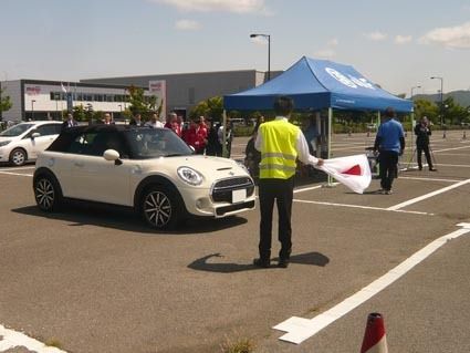 会場で行われたオートテスト