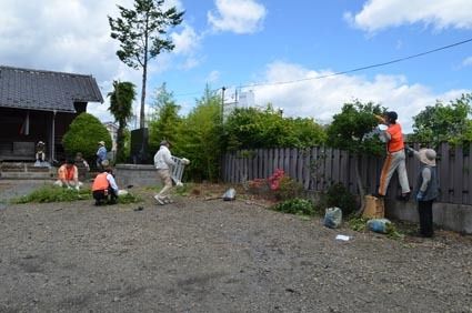 仙台市若林区で行ったボランティア活動の様子