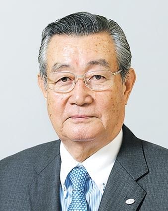 星野良三氏