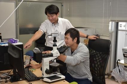 尹准教授は既存の常識にとらわれず、独自の視点でモーターなどの高効率化に取り組む