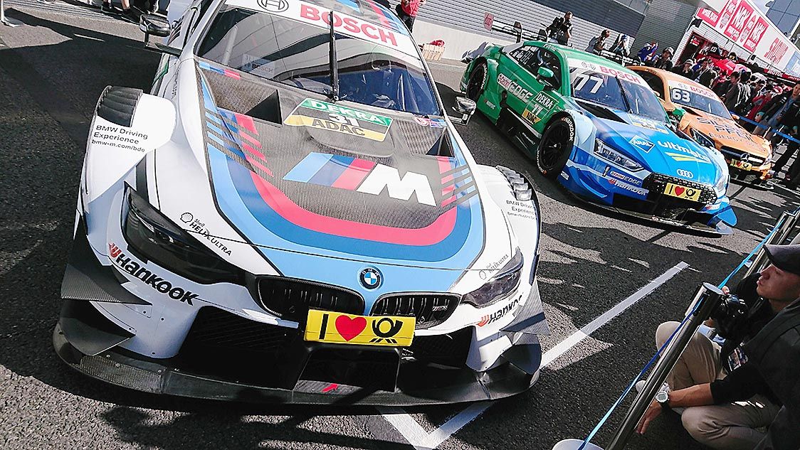 DTMマシン。今シーズンはBMW、アウディ、アストンマーチンが参戦中(メルセデス・ベンツは18年で撤退)