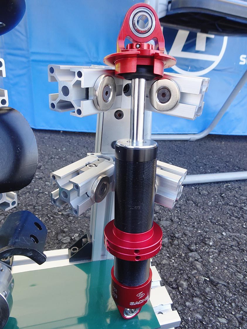 ゼット・エフが提供している専用ダンパー