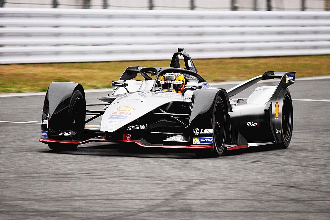 日産自動車のフォーミュラEマシン。電動化の流れはモータースポーツにも押し寄せる