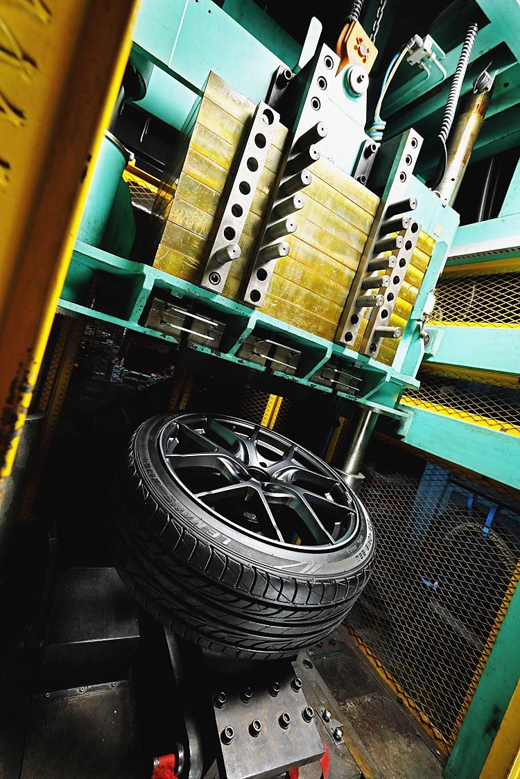 ホイール試験風景