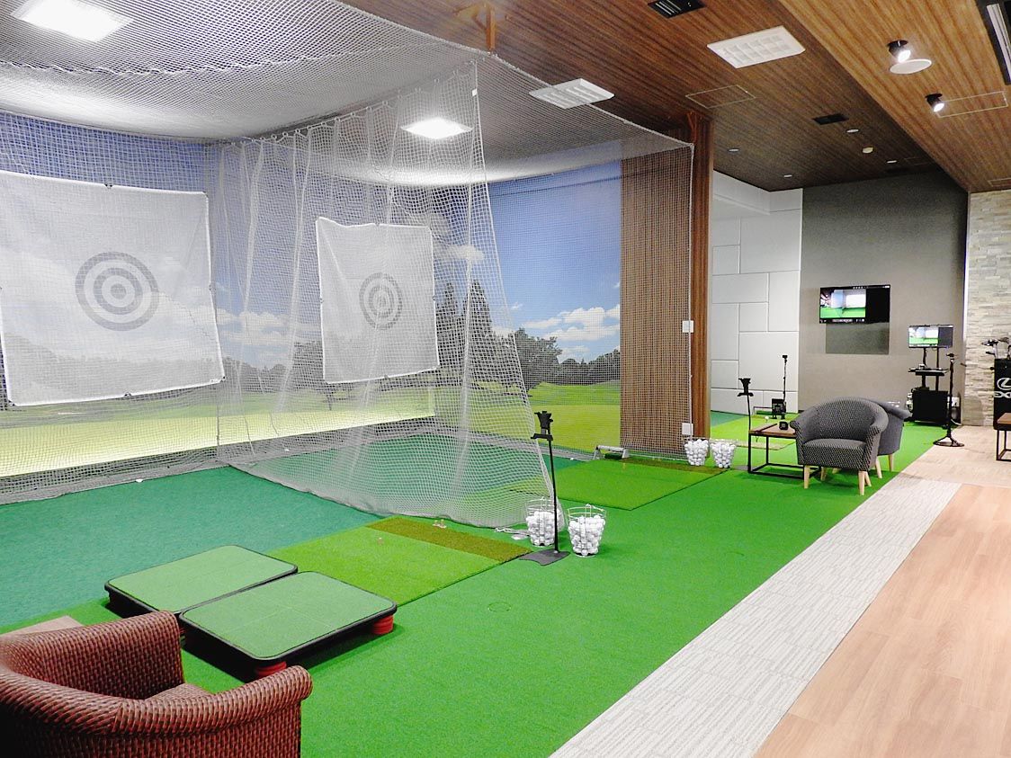 練習用スペースではプロの指導を受けられる