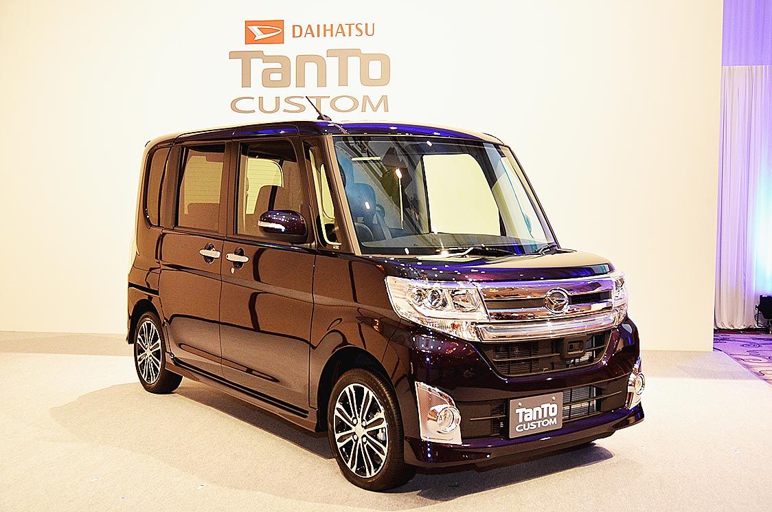 人気スーパーハイト系モデルの一角を占めるダイハツ「タント」